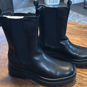 (X2-3117) ZBY Womens Lug Sole Platform Ankle Boots Chelsea Size 7.5